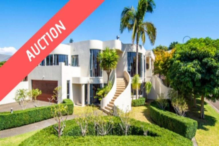 Photo of property in 1 Glamis Grove, Bethlehem, Tauranga, 3110