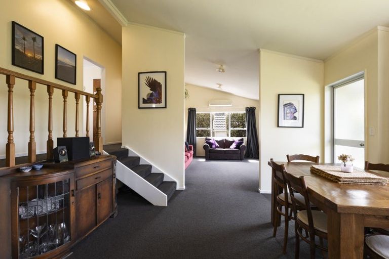Photo of property in 69 Montgomery Avenue, Karori, Wellington, 6012