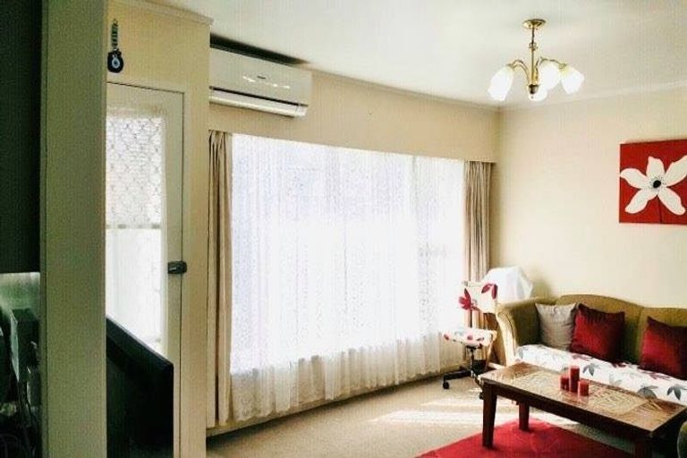 Photo of property in 5/43 Victoria Road, Papatoetoe, Auckland, 2025