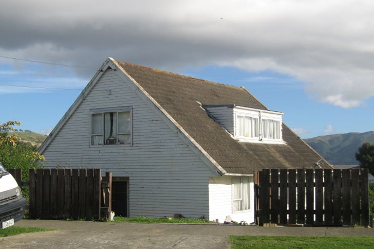 Photo of property in 24 Aberfeldy Street, Cannons Creek, Porirua, 5024