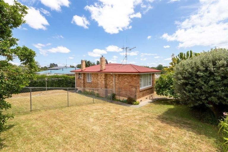 Photo of property in 20 Sutton Crescent, Hillcrest, Hamilton, 3216