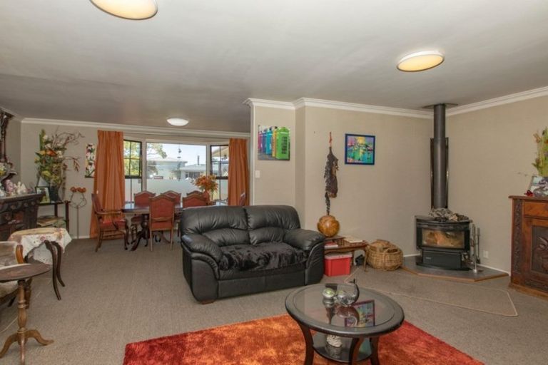 Photo of property in 42 Alamein Crescent, Onekawa, Napier, 4110