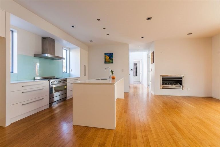 Photo of property in 114 Killybegs Drive, Pinehill, Auckland, 0632