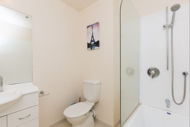 Photo of property in Gilmer Terrace Car Park, 501/9 Gilmer Terrace, Wellington Central, Wellington, 6011