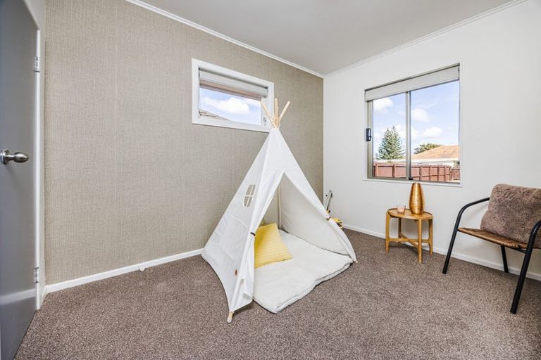 Photo of property in 18 Tyrone Street, Otara, Auckland, 2023