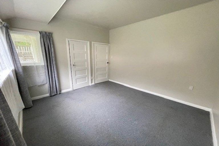 Photo of property in 66 Norton Park Avenue, Fairfield, Lower Hutt, 5011