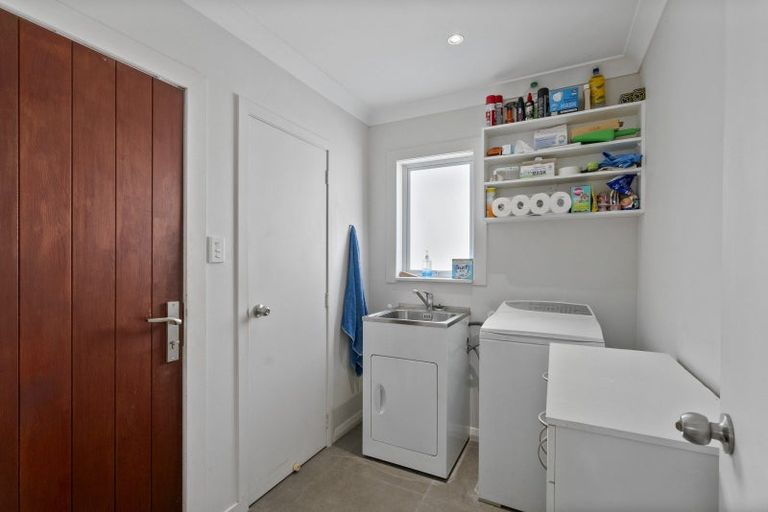 Photo of property in 79 Pohutukawa Place, Bell Block, New Plymouth, 4312