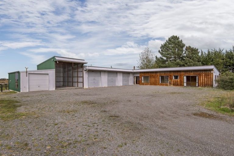 Photo of property in 327 Catherwoods Road, Cust, Rangiora, 7471