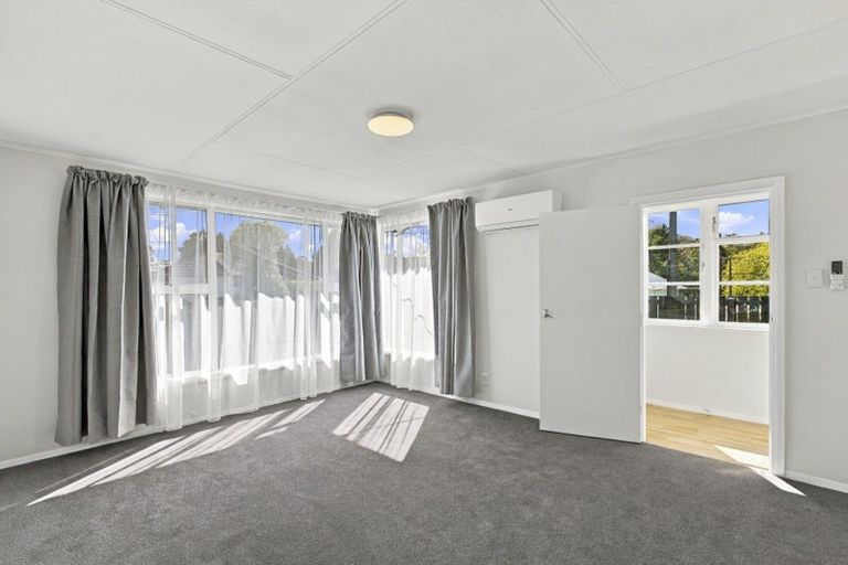 Photo of property in 61 Parsons Street, Frankleigh Park, New Plymouth, 4310