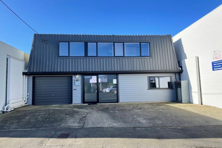 Photo of property in 20 Waverley Street, South Dunedin, Dunedin, 9012