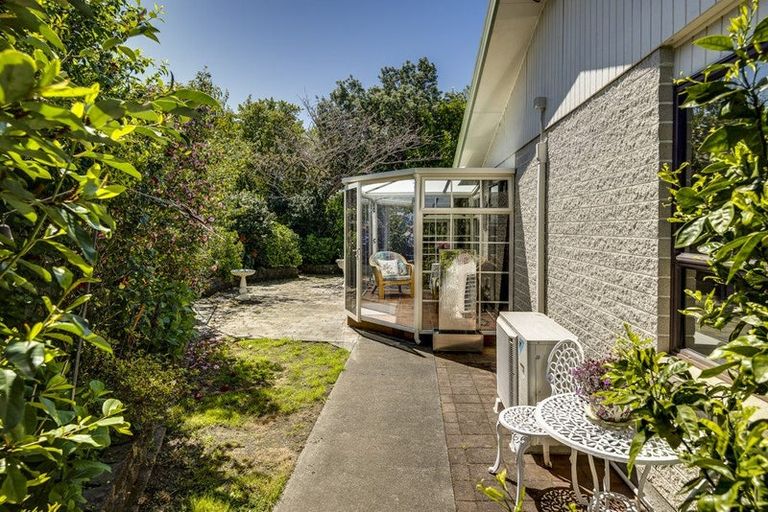Photo of property in 6a Chester Street, Taradale, Napier, 4112