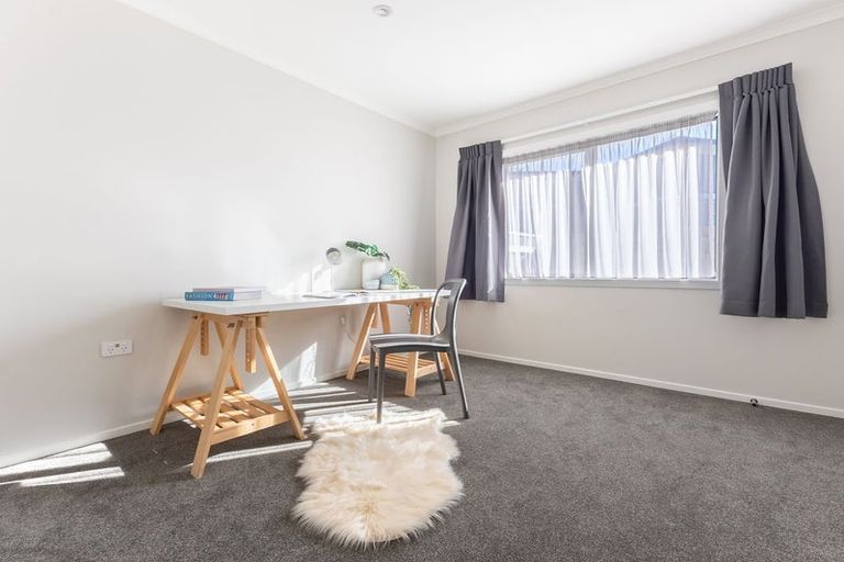 Photo of property in 16a Utauta Street, Waikanae, 5036