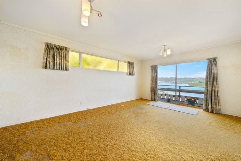 Photo of property in 3 Forth Place, Papakowhai, Porirua, 5024