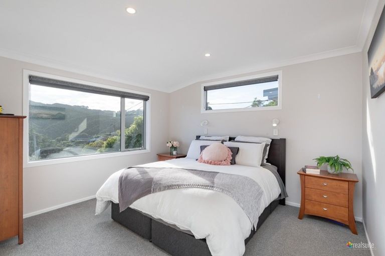 Photo of property in 60 Korokoro Road, Korokoro, Lower Hutt, 5012