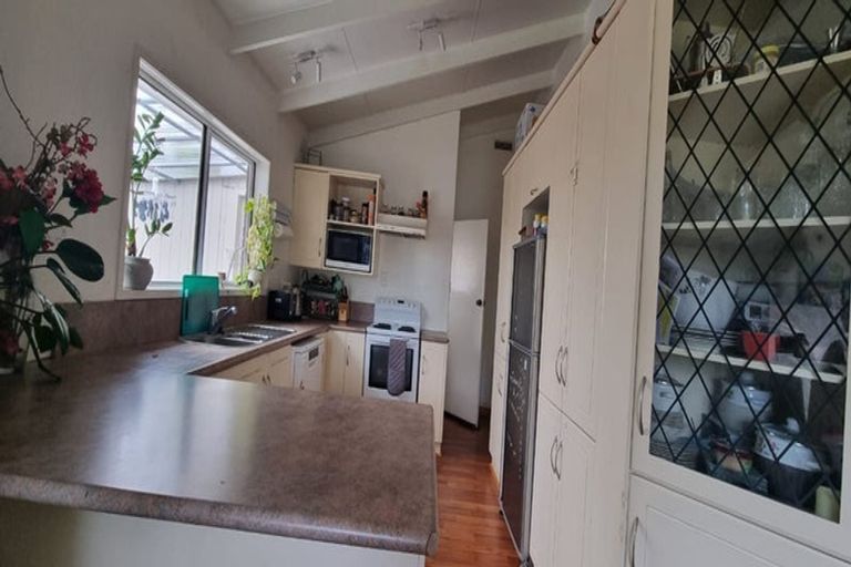 Photo of property in 709 Ballantyne Street, Frimley, Hastings, 4120