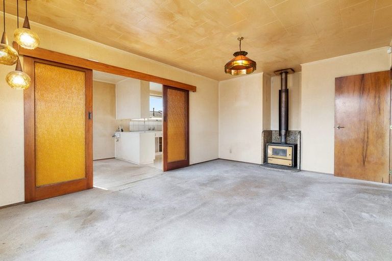 Photo of property in 16 Feasegate Street, Manurewa, Auckland, 2102