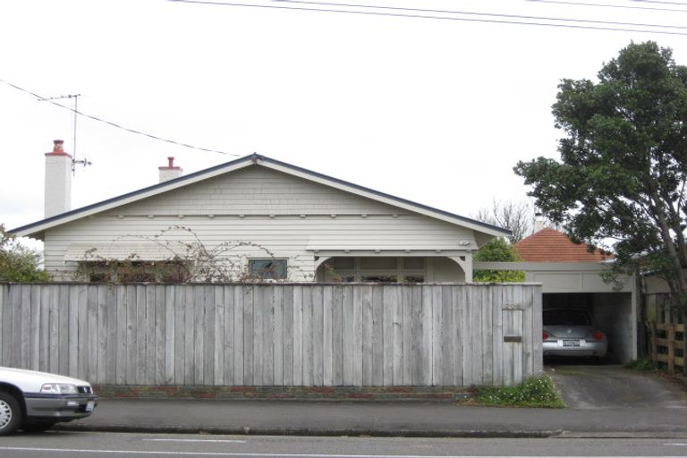 Photo of property in 206 Carrington Street, Vogeltown, New Plymouth, 4310