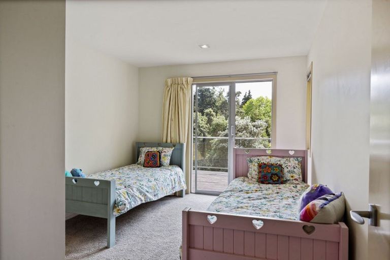 Photo of property in 15 Shortland Street, Lower Vogeltown, New Plymouth, 4310