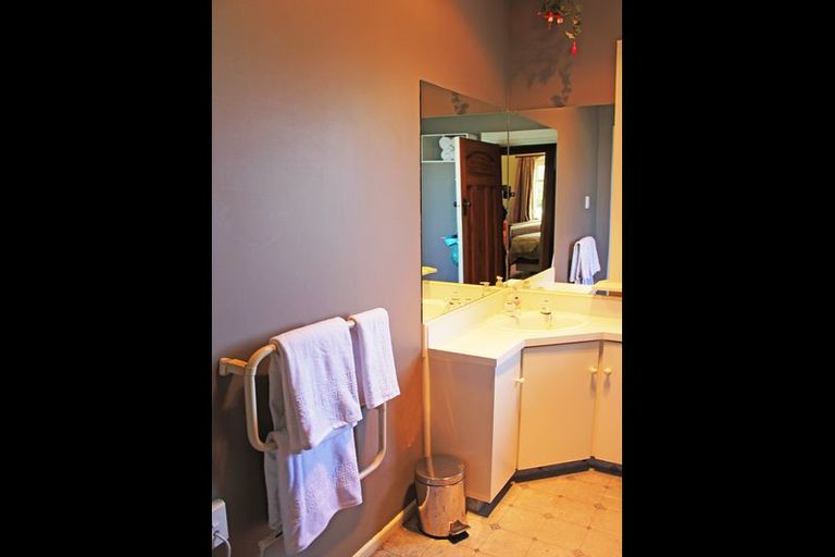 Photo of property in 31 Till Street, South Hill, Oamaru, 9400