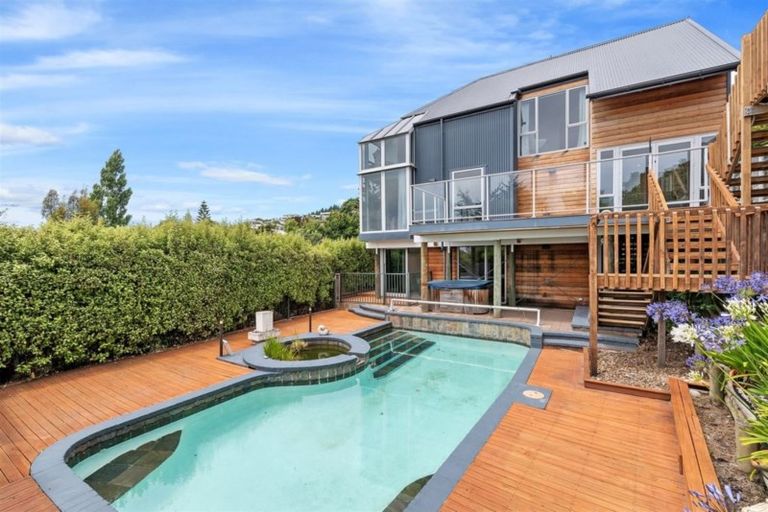 Photo of property in 9 Takahe Drive, Cashmere, Christchurch, 8022