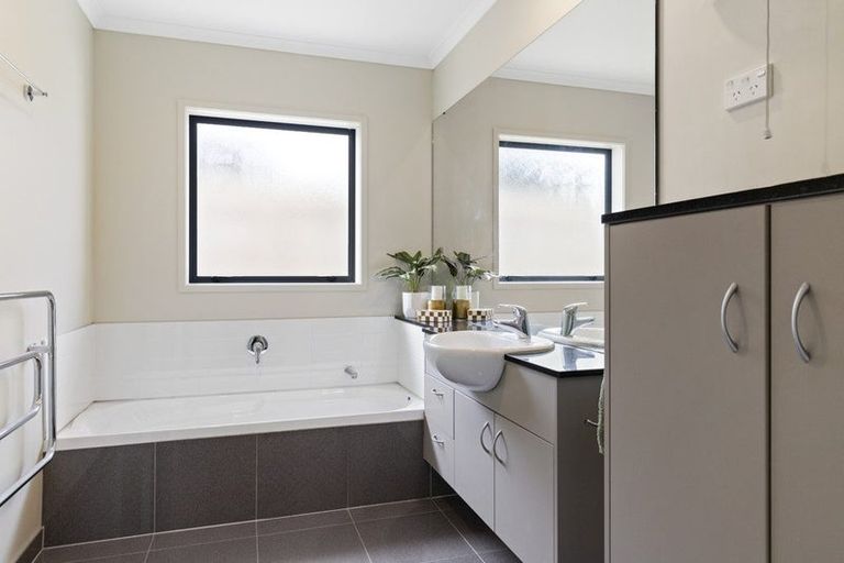 Photo of property in 20 Kauri Road, Pukekohe, 2120