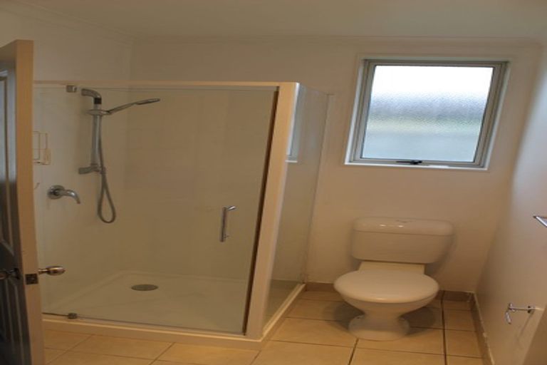 Photo of property in 26 Duckworth Road, Papakura, 2110