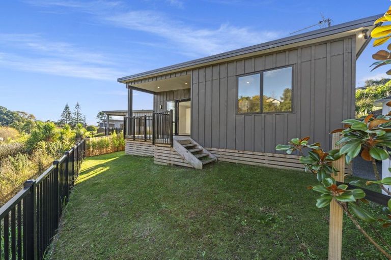 Photo of property in 10 Wrybill Way, Welcome Bay, Tauranga, 3112