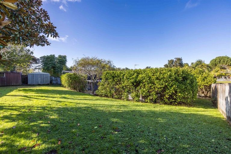 Photo of property in 11 Picasso Drive, West Harbour, Auckland, 0618