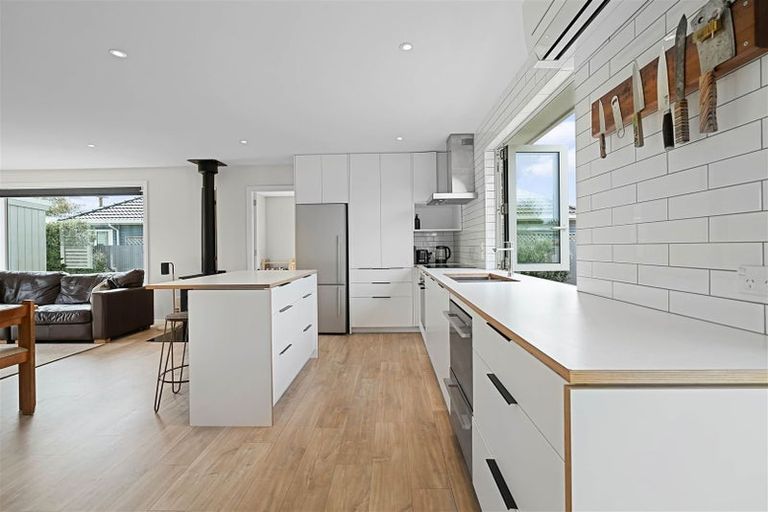 Photo of property in 56 Glenfield Crescent, Mairehau, Christchurch, 8052