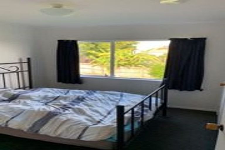 Photo of property in 57b Everglade Drive, Goodwood Heights, Auckland, 2105