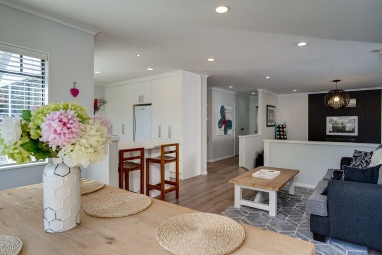 Photo of property in 15 Rothesay Lane, Bethlehem, Tauranga, 3110