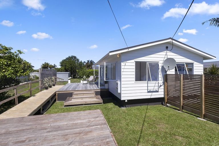 Photo of property in 10 Point Wells Road, Point Wells, Warkworth, 0986