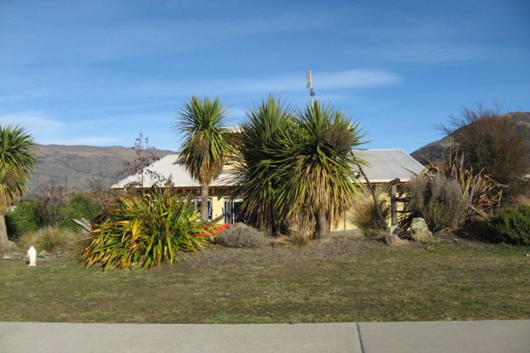 Photo of property in 227 Stone Street, Wanaka, 9305