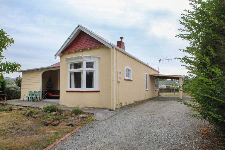 Photo of property in 28 Bowen Street, Kurow, 9435