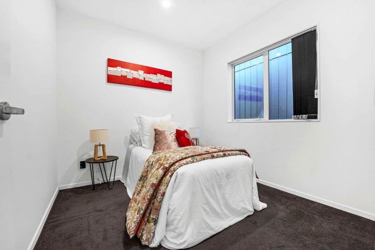 Photo of property in 20 Herekino Street, Westgate, Auckland, 0814