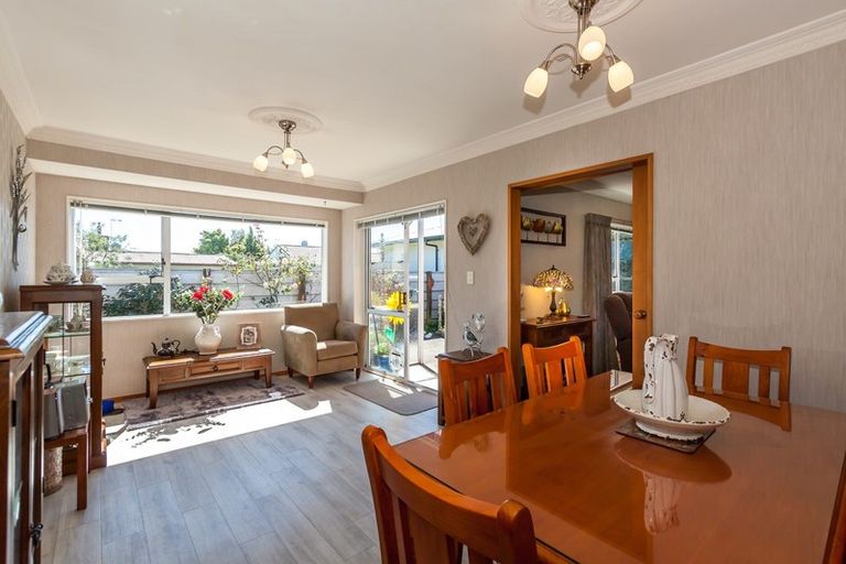 Photo of property in 4 Sheffield Street, Awapuni, Palmerston North, 4412