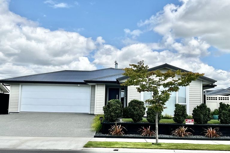 Photo of property in 24 Macphail Avenue, Rangiora, 7400
