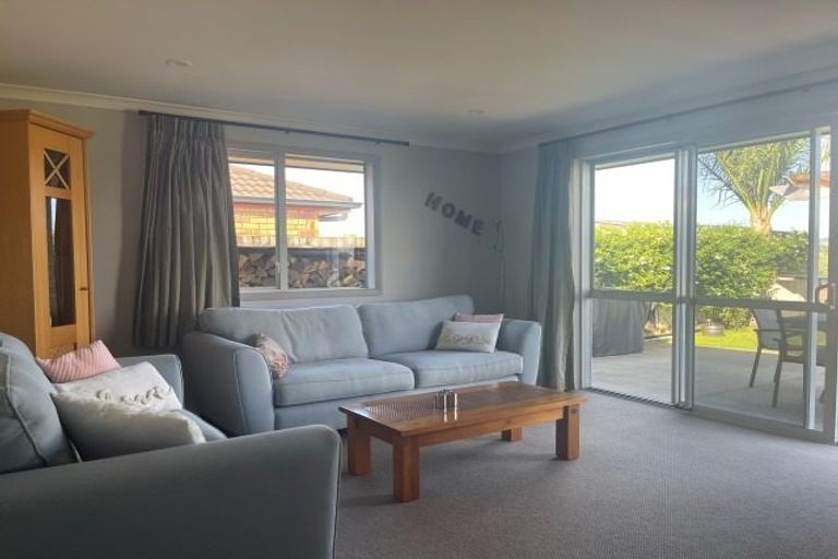 Photo of property in 36 Kereru Place, Pyes Pa, Tauranga, 3112