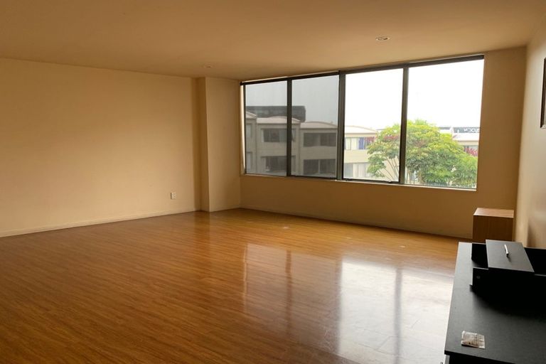 Photo of property in Cook Street Flats, 26a/88 Cook Street, Auckland Central, Auckland, 1010