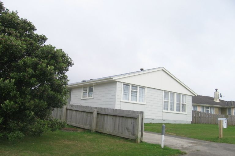 Photo of property in 15 Caduceus Place, Ascot Park, Porirua, 5024