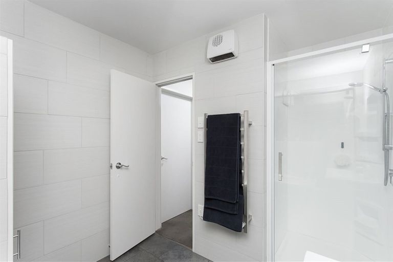 Photo of property in 6 Briarmont Street, Avondale, Christchurch, 8061