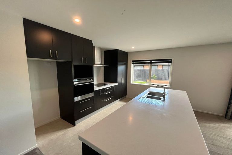 Photo of property in 301 Halswell Junction Road, Halswell, Christchurch, 8025