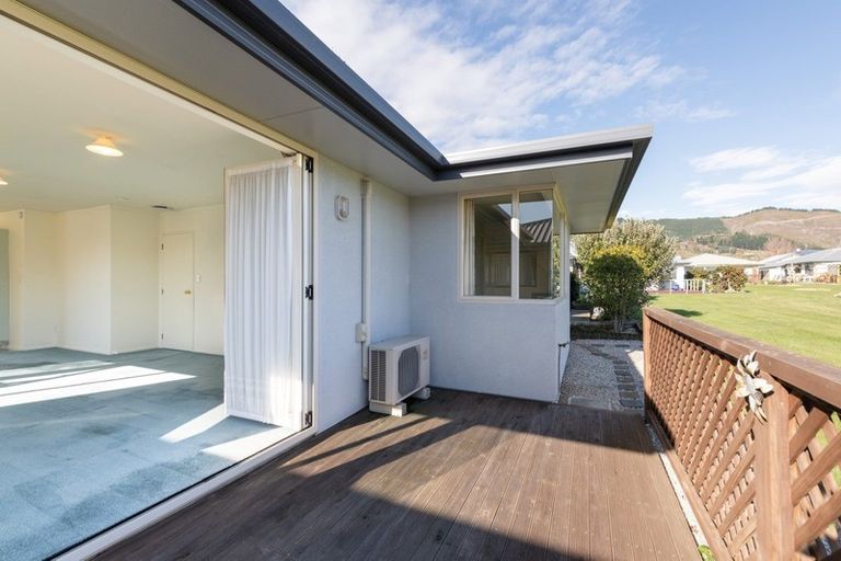 Photo of property in 40 The Drive, Richmond, 7020