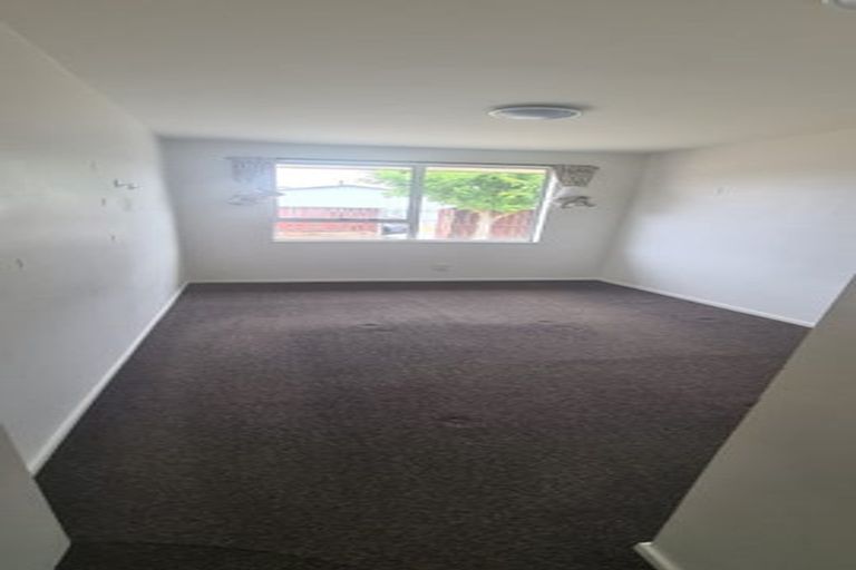 Photo of property in 1/63 Vivian Street, Burwood, Christchurch, 8083