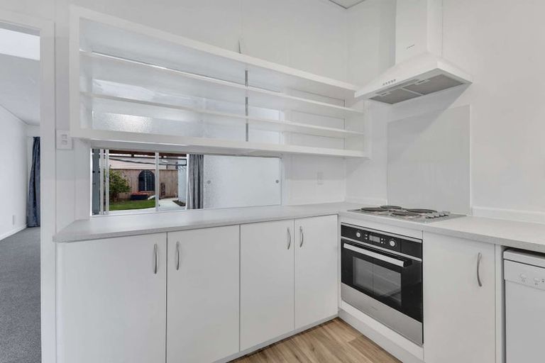 Photo of property in 2/20 Darnell Street, Fitzroy, New Plymouth, 4312