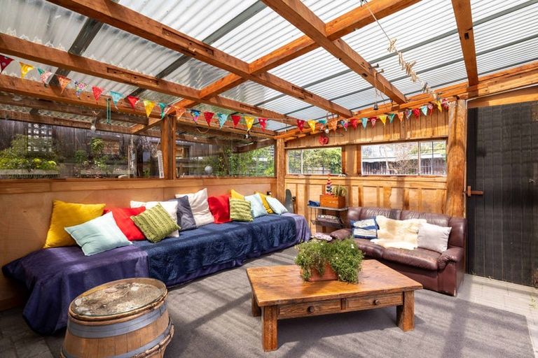 Photo of property in 31 Beachville Road, Redcliffs, Christchurch, 8081