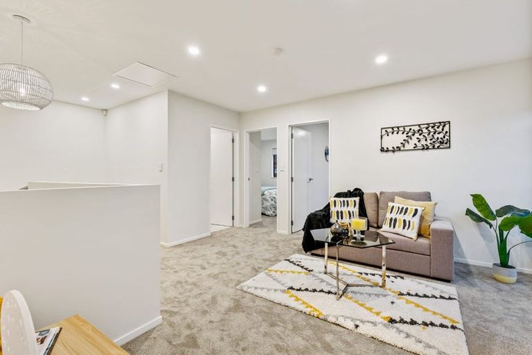 Photo of property in 79a Granville Drive, Massey, Auckland, 0614