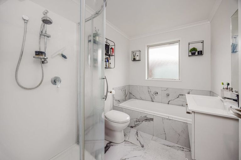 Photo of property in 31 Black Beech Crescent, Takanini, 2110