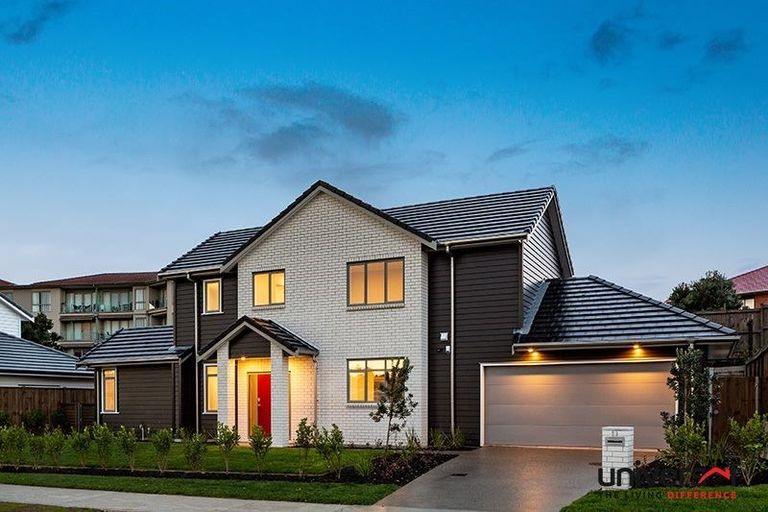 Photo of property in 23 Couldrey Crescent, Red Beach, 0932