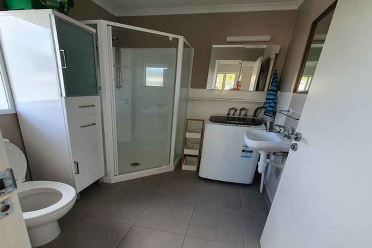 Photo of property in 13 Andre Rise, Stanmore Bay, Whangaparaoa, 0932